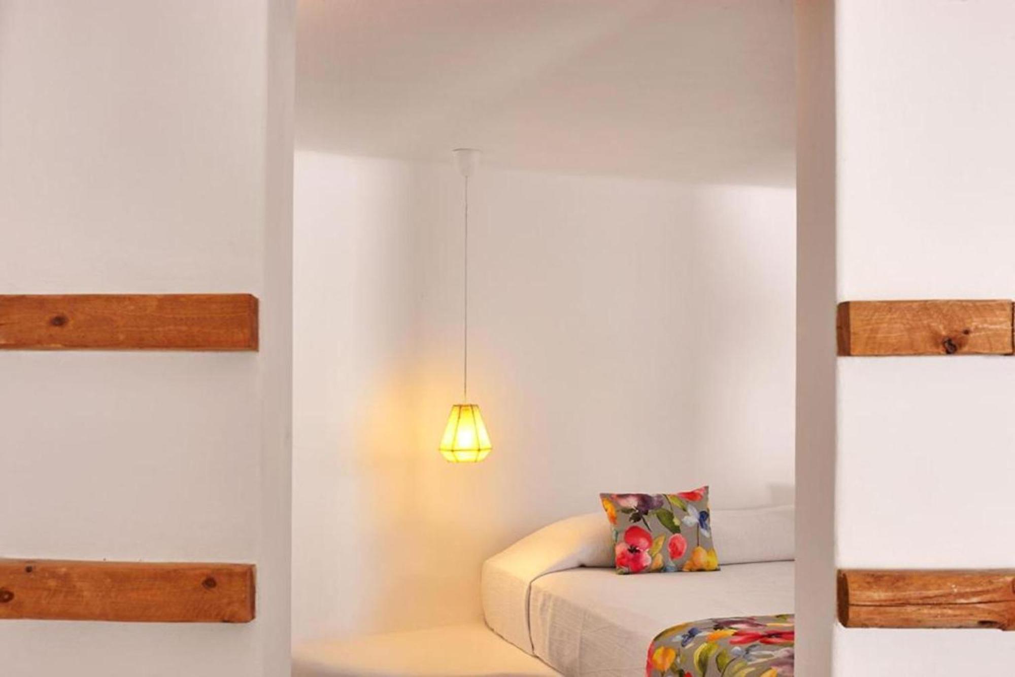Ayoba Santorini Apartment Имеровигли Екстериор снимка