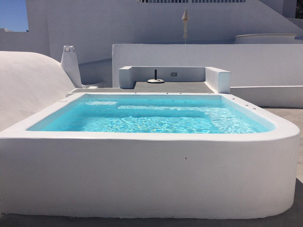 Ayoba Santorini Apartment Имеровигли Екстериор снимка